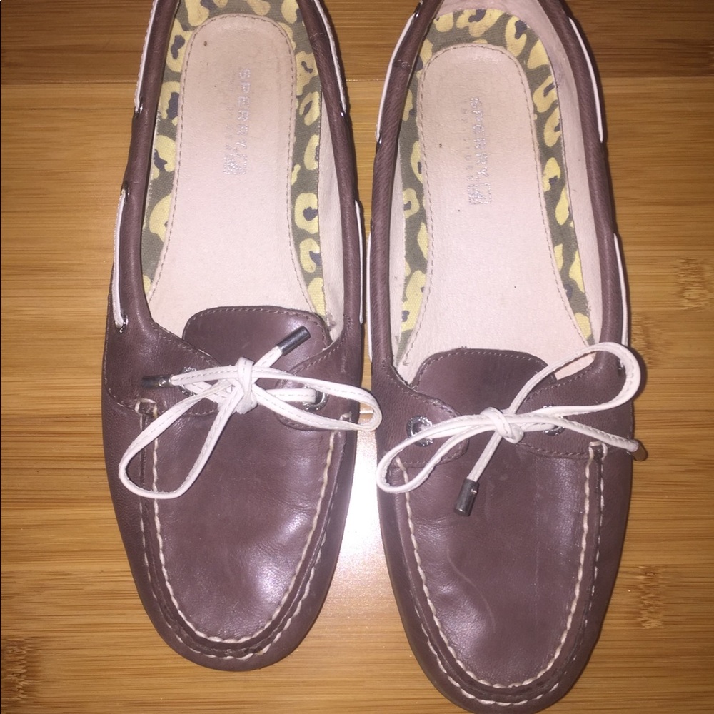 Brown leather Sperrys